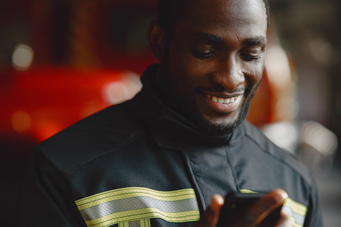 A technician using the app with no signal